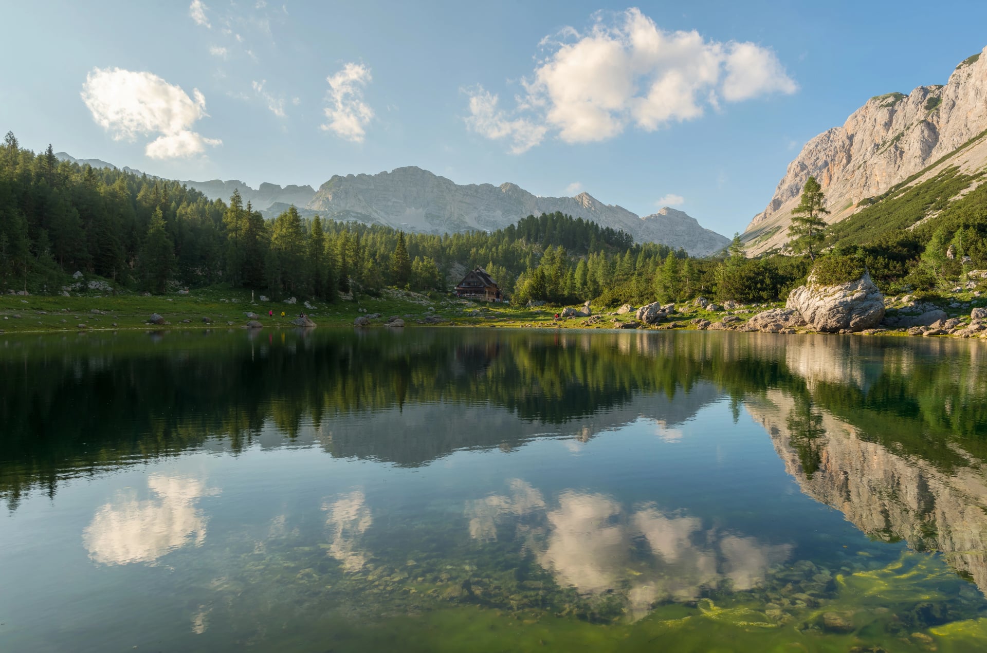 Ein Spaziergang im Tal der sieben Seen